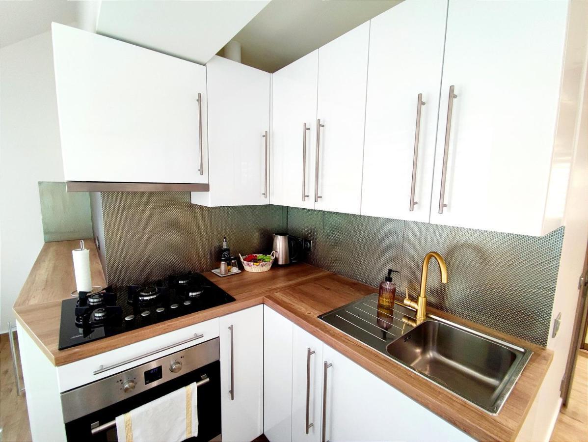 Sun Apartment Center City Chisinau Luaran gambar